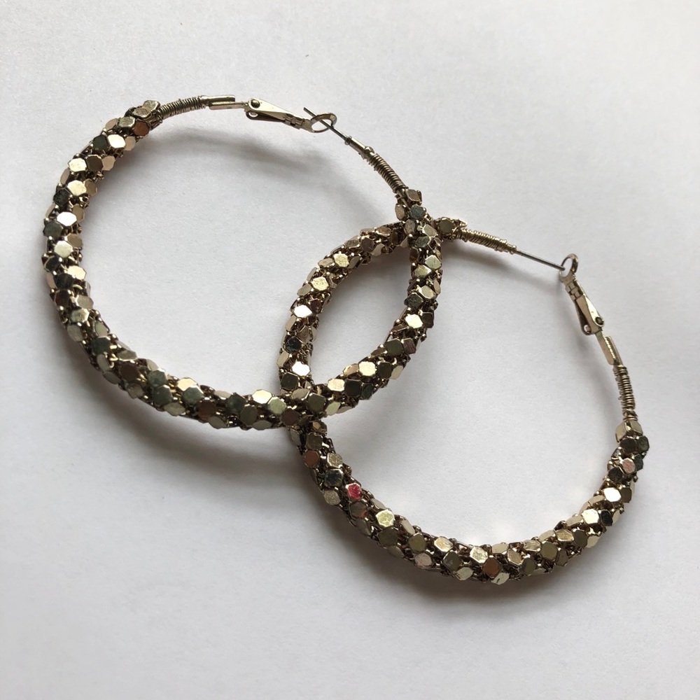 Fancy gold hoops 💝SALE💝